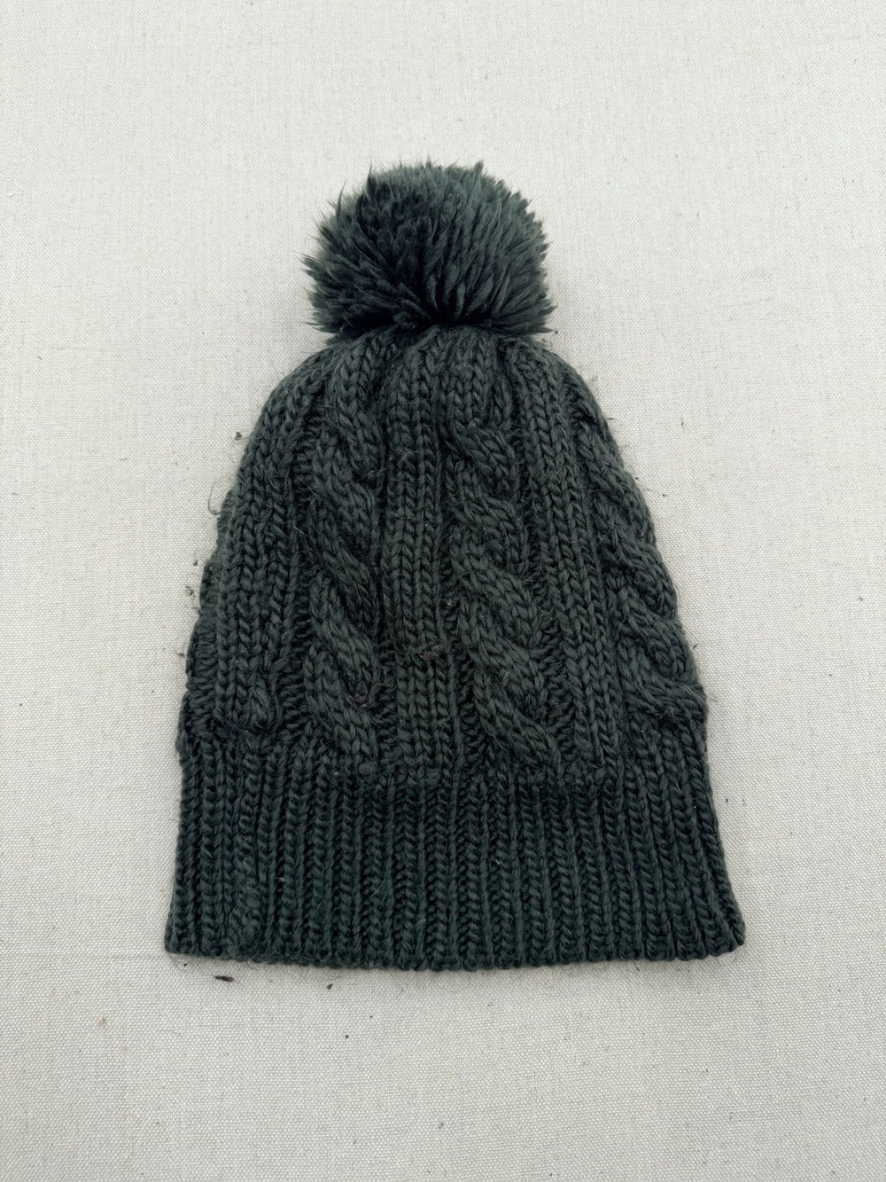 Cable Knit Pom Beanie